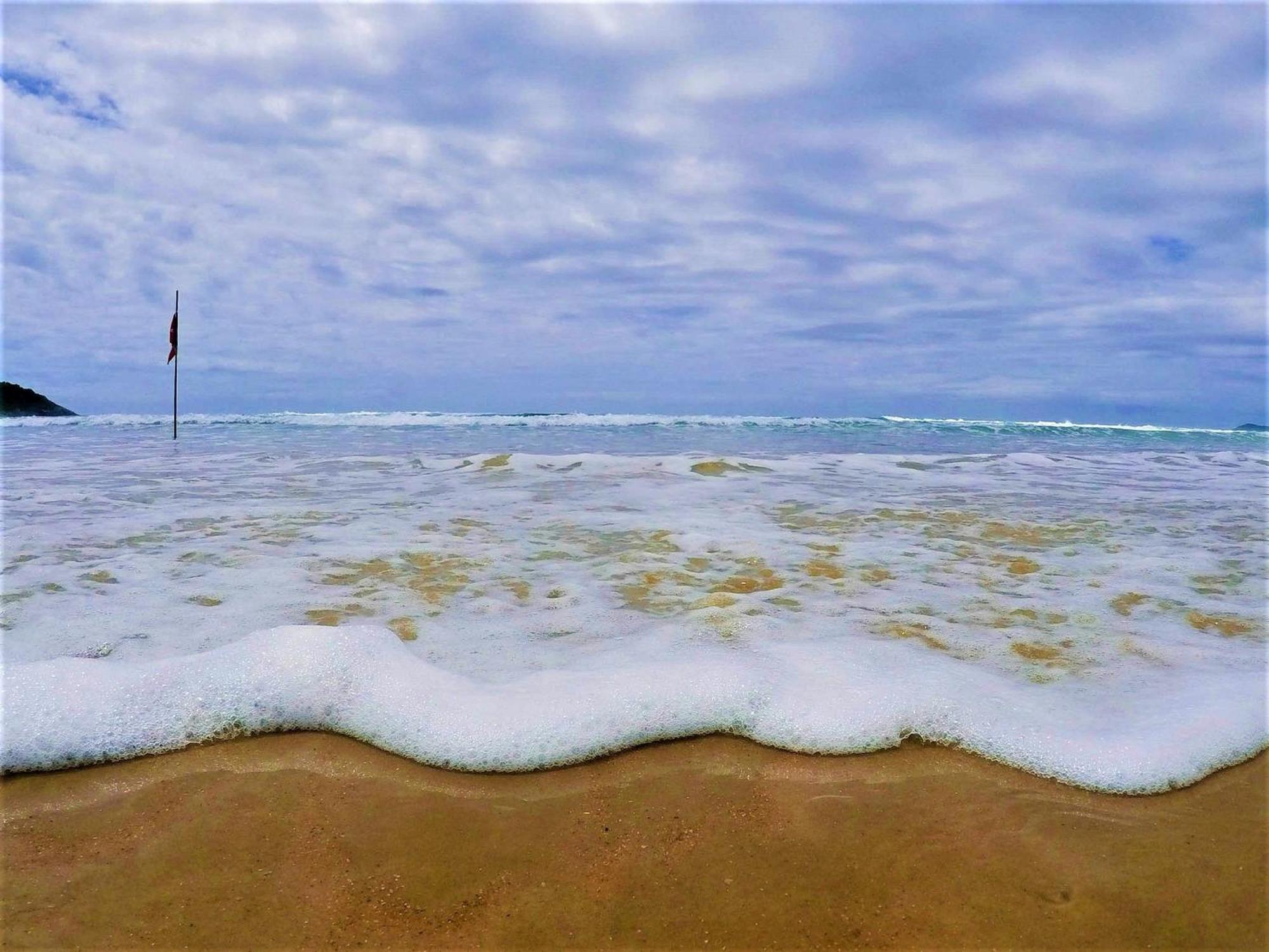 Pousada Hanalie - Praia Do Rosa - Sc Exteriör bild